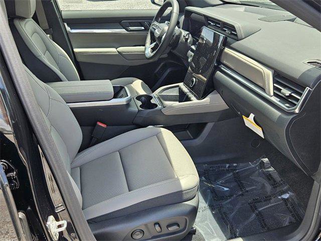 New 2026 GMC Terrain Elevation w/ Elevation Premium Package image 15