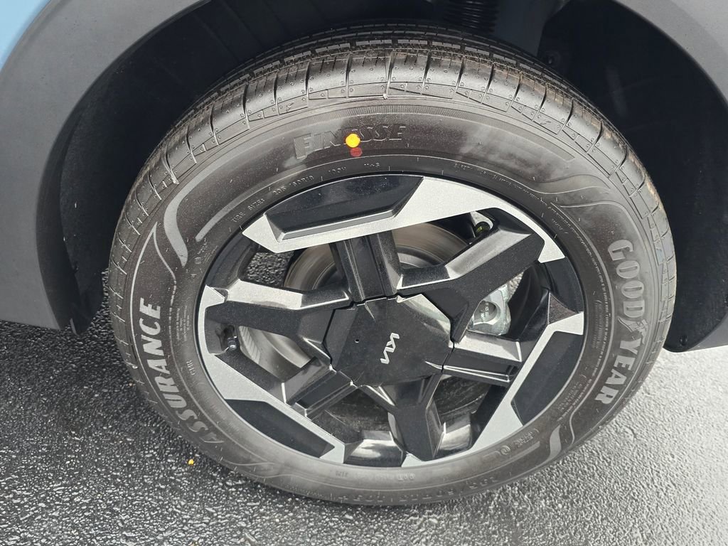 New 2026 Kia Sportage S image 12