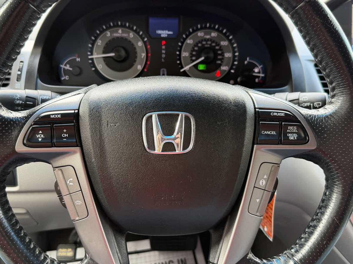 Used 2011 Honda Odyssey Touring image 15