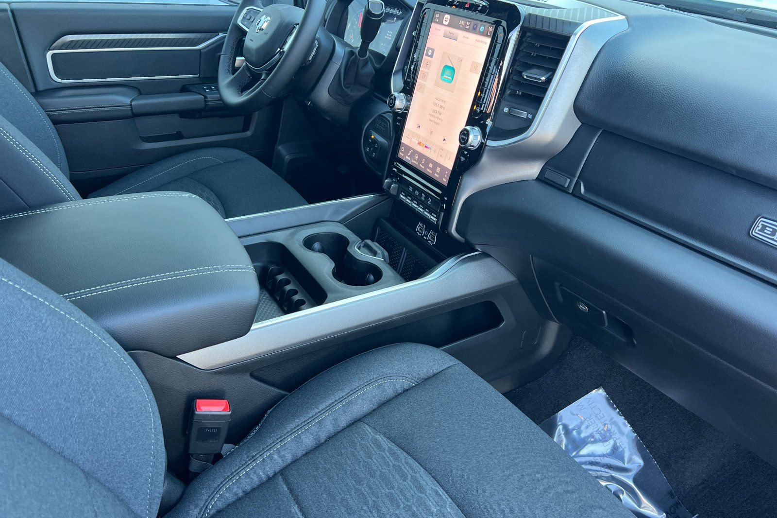 New 2026 RAM 2500 Big Horn AWD/4WD image 11