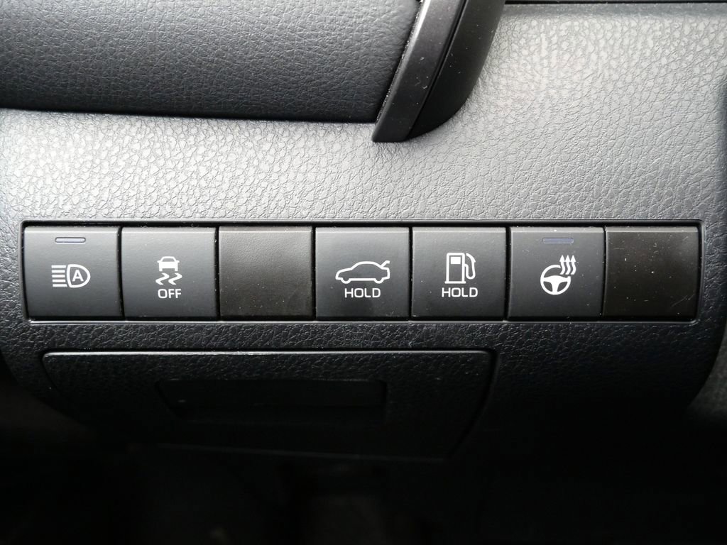 Used 2024 Toyota Camry SE w/ Cold Weather Package AWD/4WD image 16