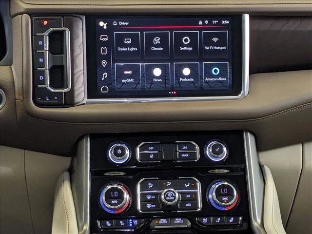 Used 2022 GMC Yukon Denali image 13