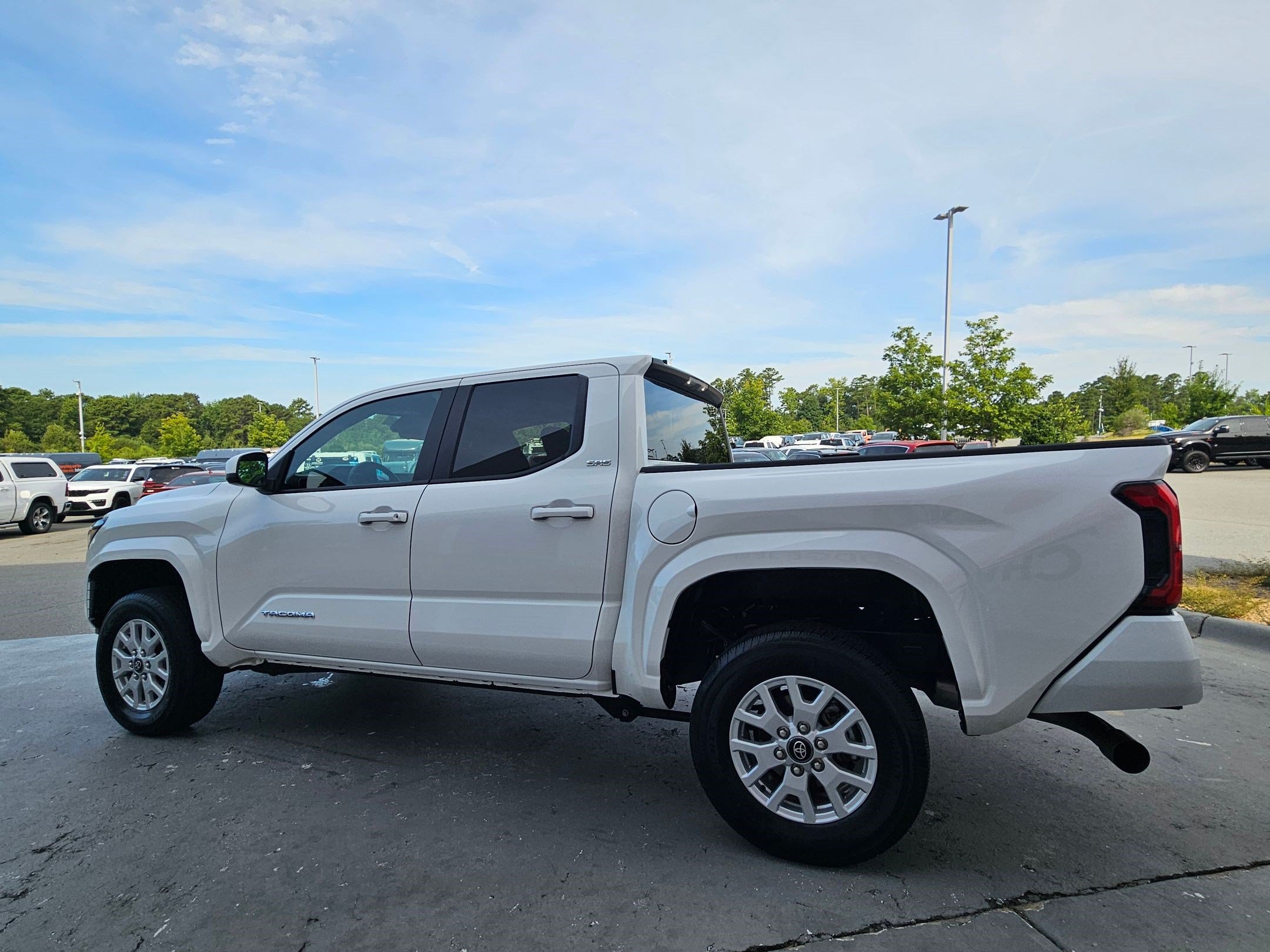 Used 2024 Toyota Tacoma SR5 RWD image 5
