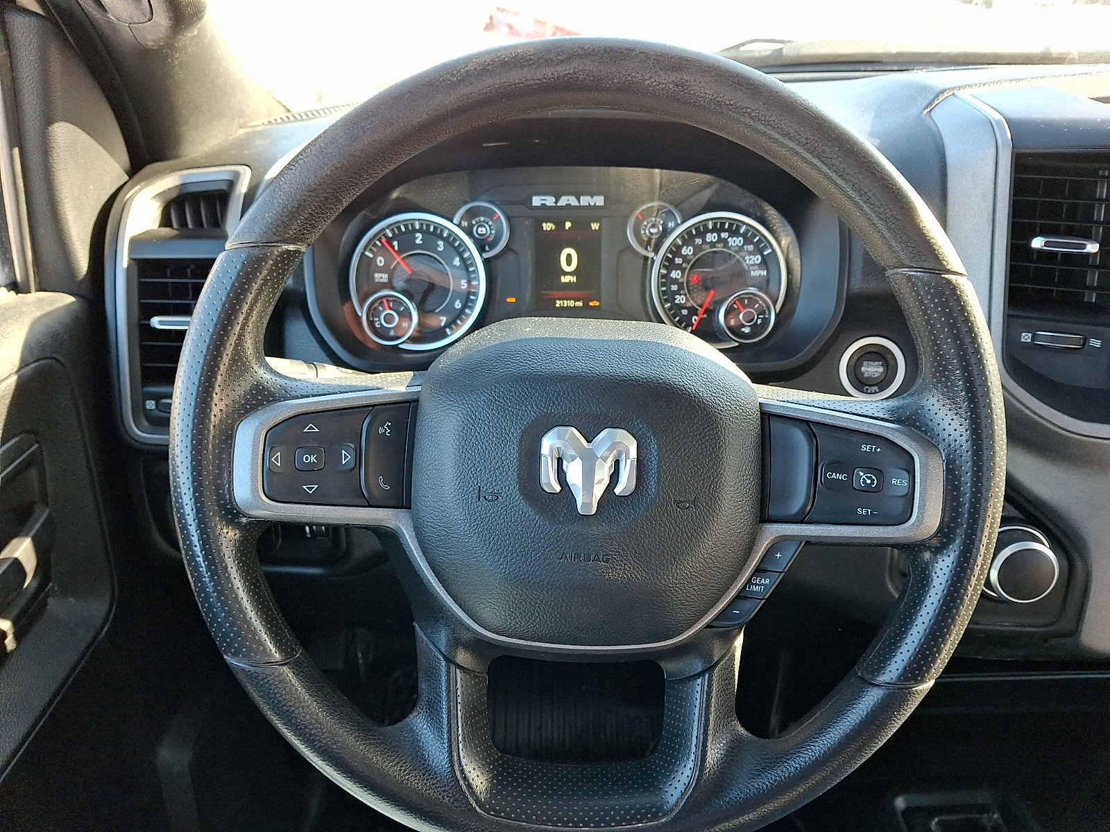 Used 2024 RAM 2500 Tradesman AWD/4WD image 18