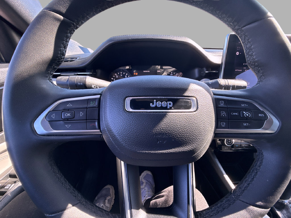 Used 2024 Jeep Compass Limited AWD/4WD image 19
