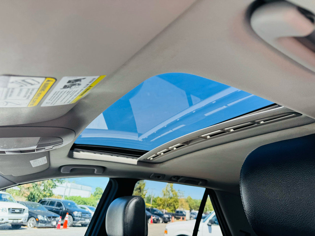 Used 2010 Mercedes-Benz ML 350 4MATIC image 14