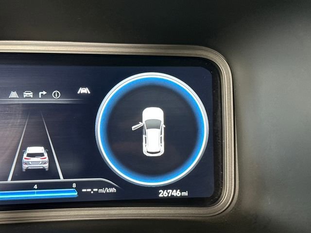 Used 2022 Hyundai Kona Limited image 17