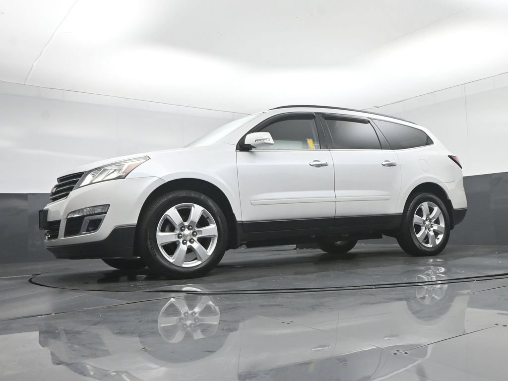 Used 2017 Chevrolet Traverse LT w/ Style and Technology Package AWD/4WD image 60