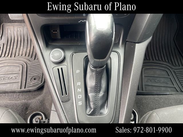 Used 2015 Ford Focus SE w/ SE Sport Package image 23