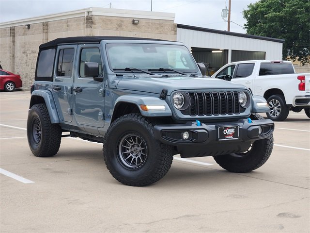 Used 2024 Jeep Wrangler Unlimited w/ Convenience Group AWD/4WD video 2