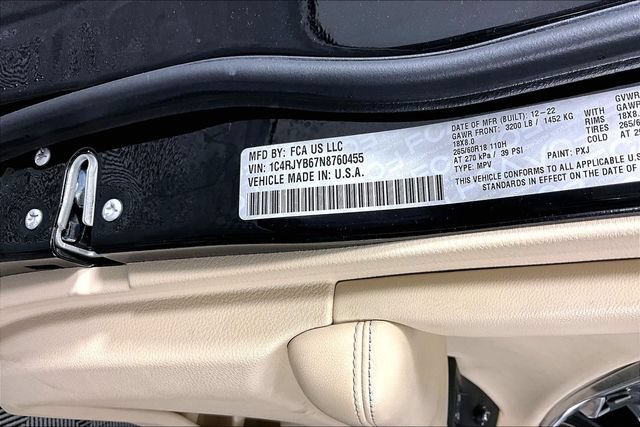 Used 2022 Jeep Grand Cherokee Limited 4xe w/ Luxury Tech Group II AWD/4WD image 18