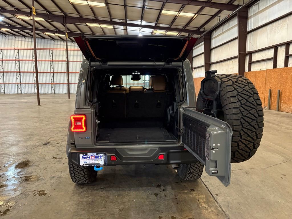Used 2022 Jeep Wrangler Unlimited Rubicon 4xe w/ Dual Top Group image 12