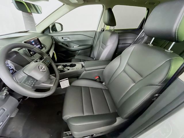 New 2026 Nissan Rogue Dark Armor image 13