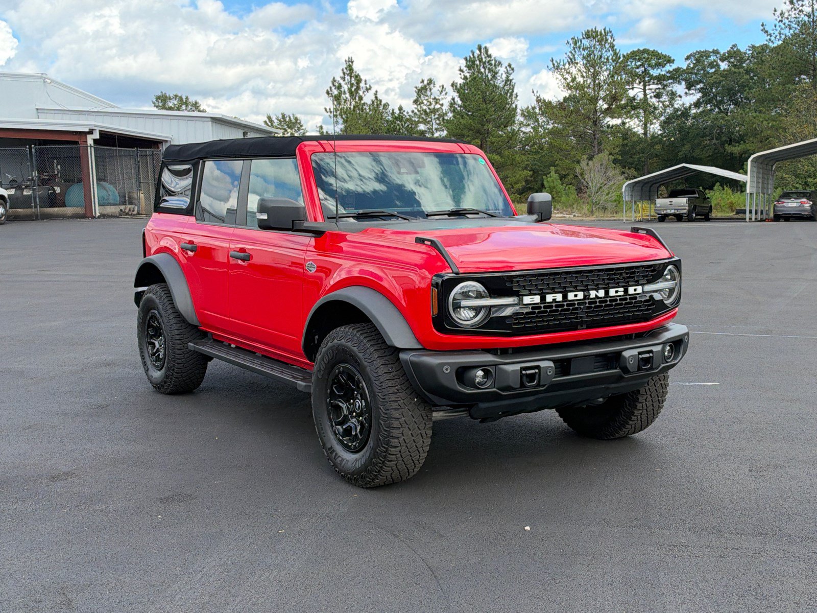 Used 2023 Ford Bronco Wildtrak AWD/4WD image 3