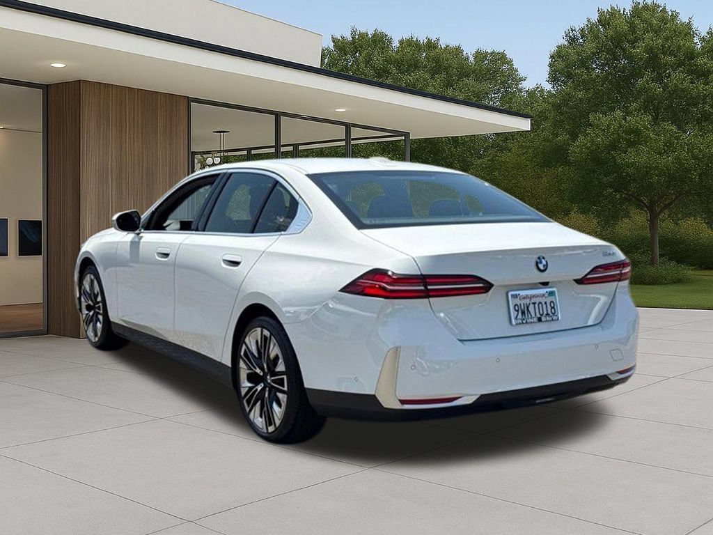 Used 2026 BMW 530i RWD image 12