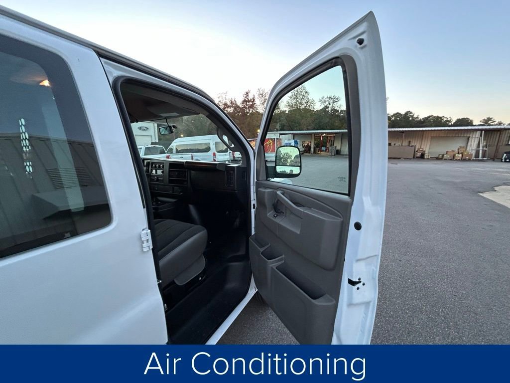Used 2023 GMC Savana 2500 Work Van w/ Driver Convenience Package image 17