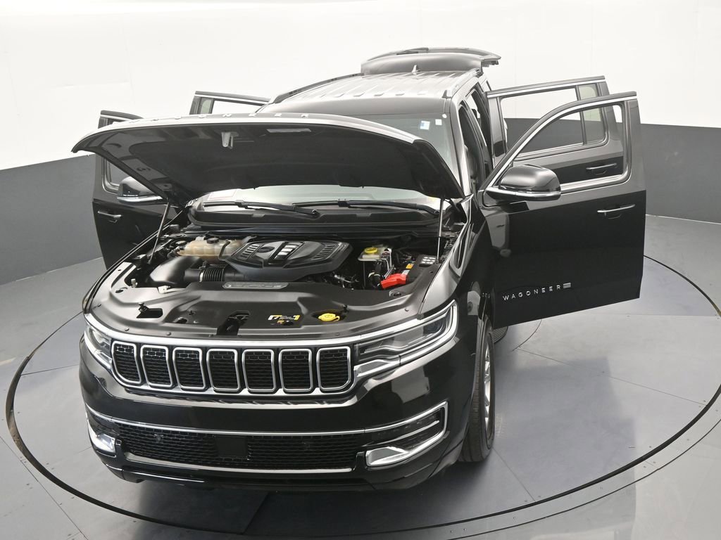 Used 2023 Jeep Wagoneer 4WD image 79