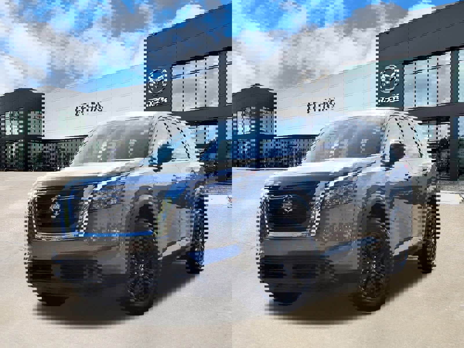 Used 2025 Nissan Pathfinder S w/ Cargo Package