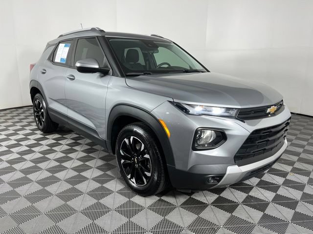 Used 2023 Chevrolet TrailBlazer LT FWD image 3