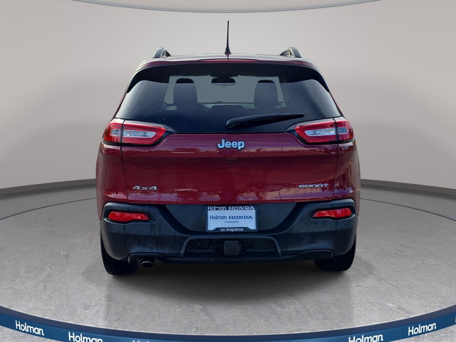 Used 2016 Jeep Cherokee Sport image 7