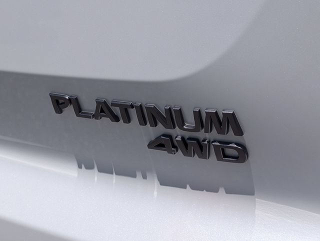 New 2026 Nissan Pathfinder Platinum w/ Cargo Package AWD/4WD image 7