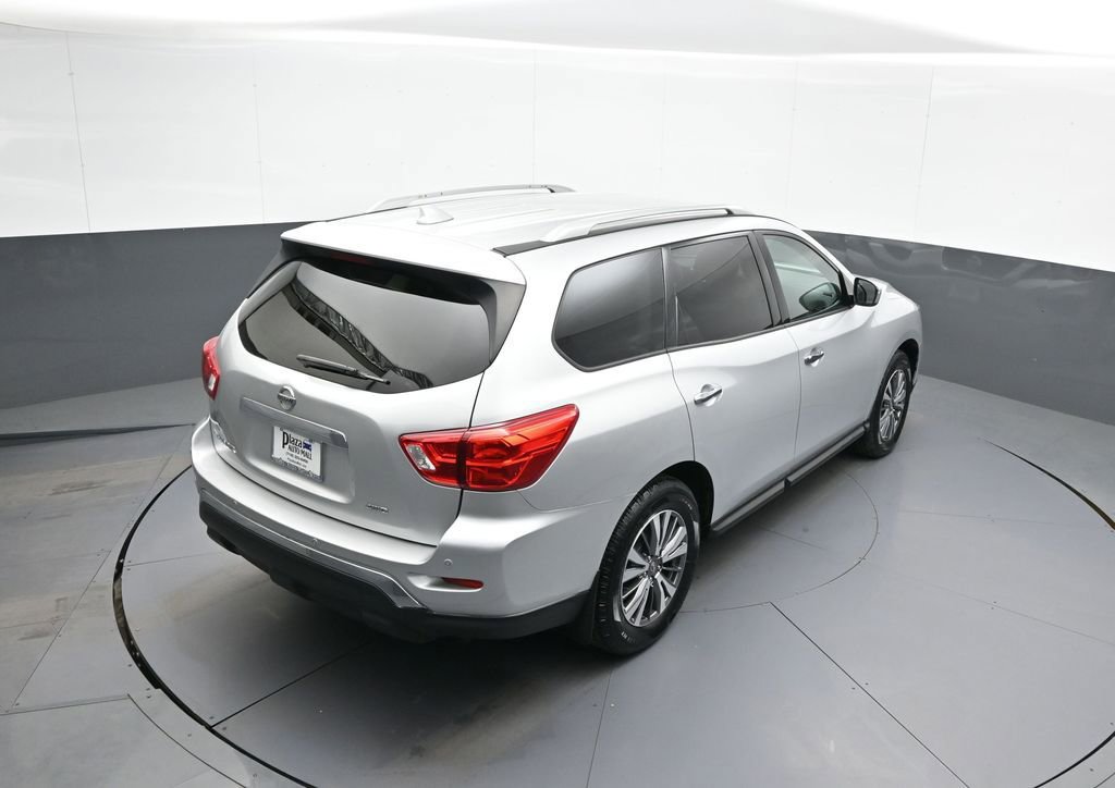 Used 2019 Nissan Pathfinder S AWD/4WD image 38