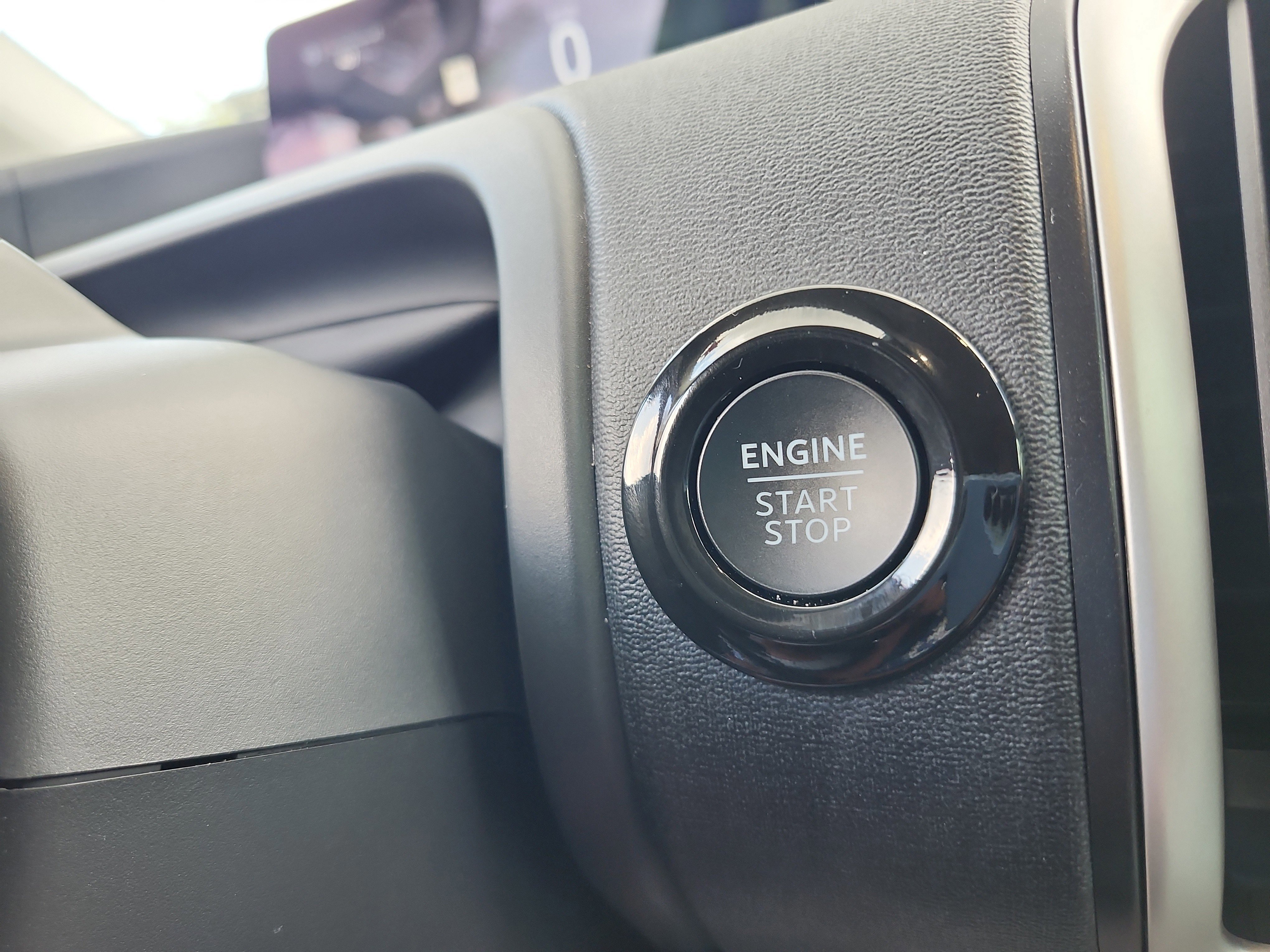 New 2025 Ford Expedition Active image 29