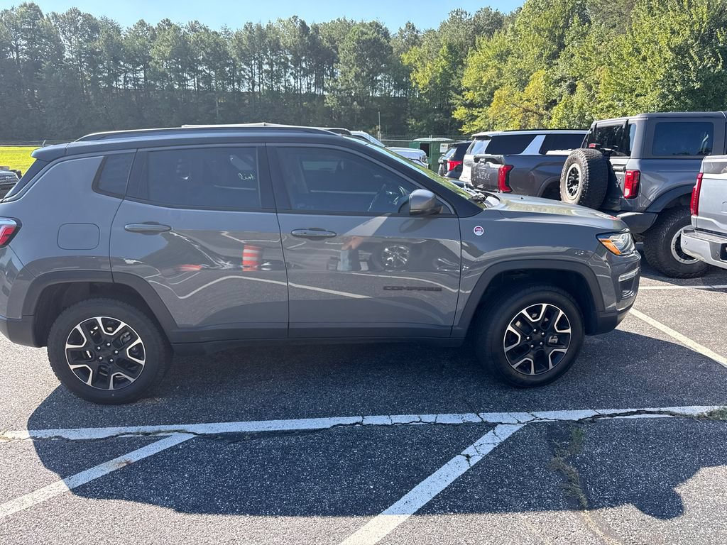 Used 2021 Jeep Compass Trailhawk w/ Sun and Sound Group AWD/4WD image 5