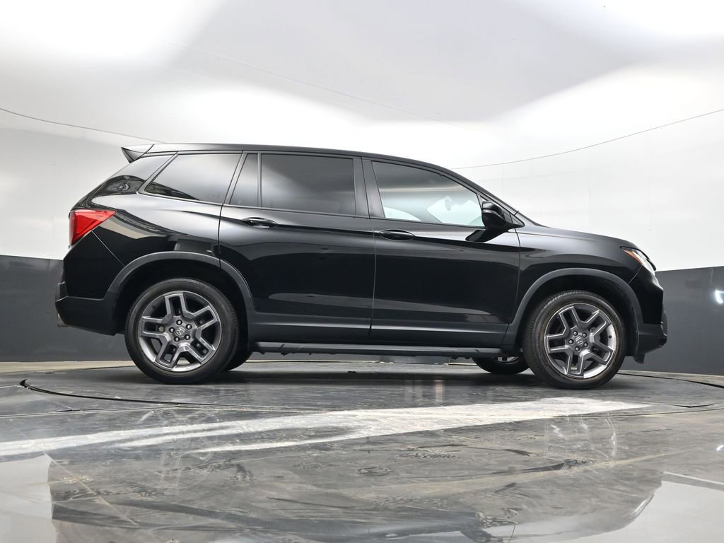 Used 2023 Honda Passport EX-L image 32