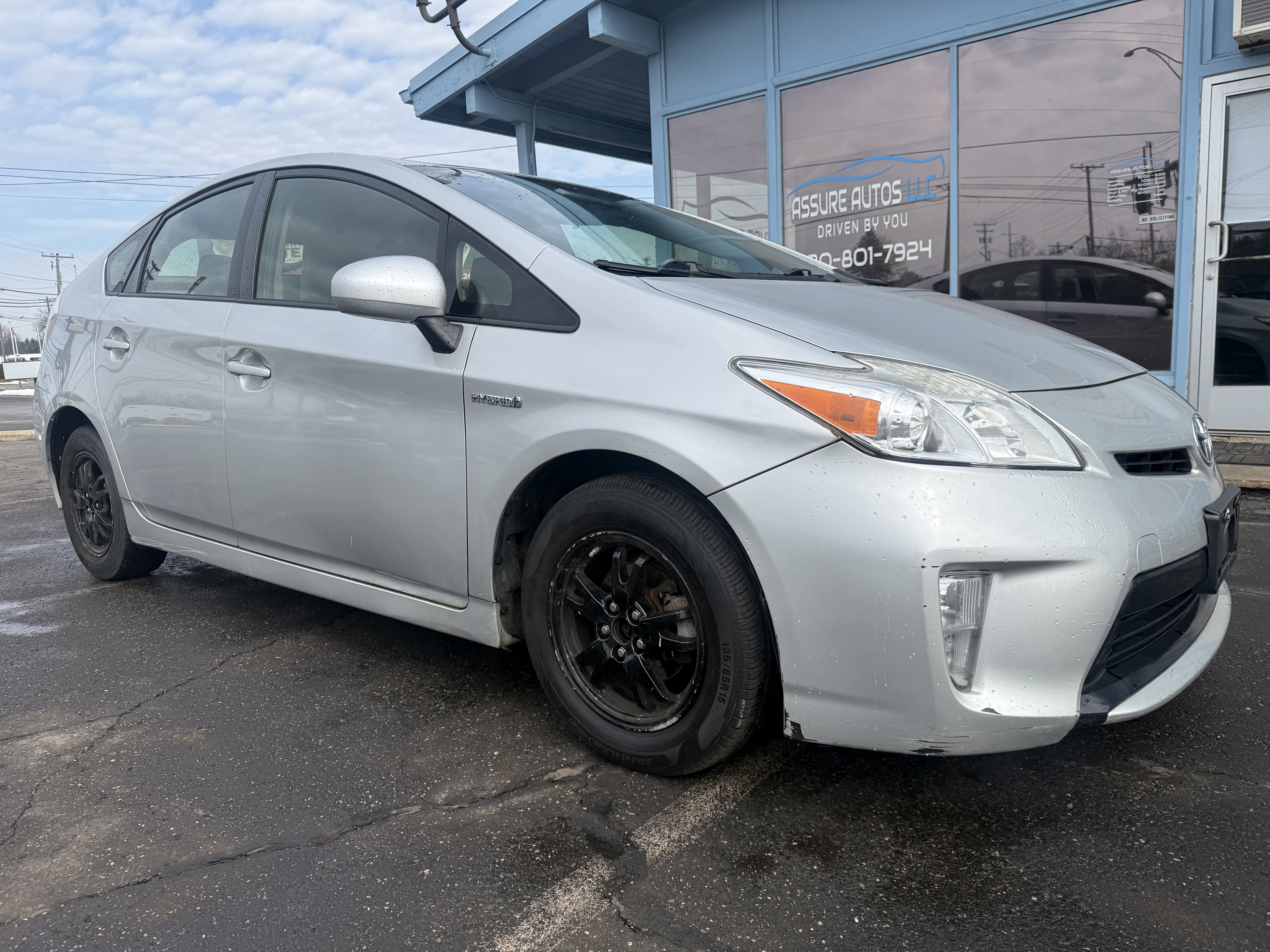 Used 2014 Toyota Prius Two FWD image 7