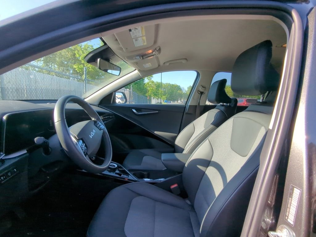 Used 2024 Kia Niro Wind FWD image 6