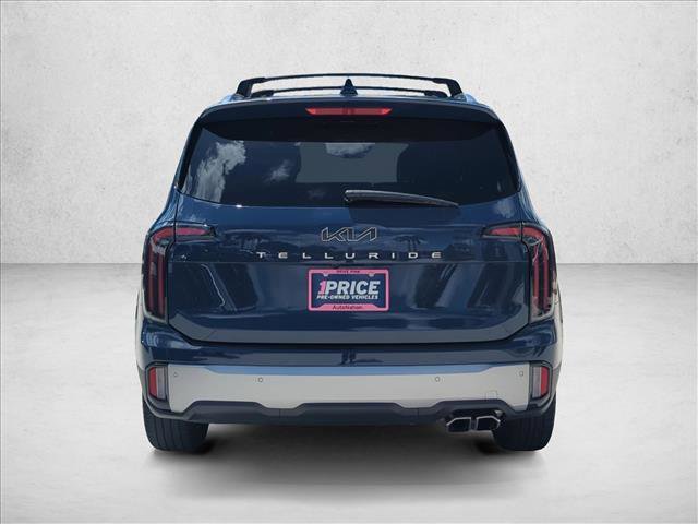 Used 2023 Kia Telluride EX w/ EX Captain's Chair Package image 7
