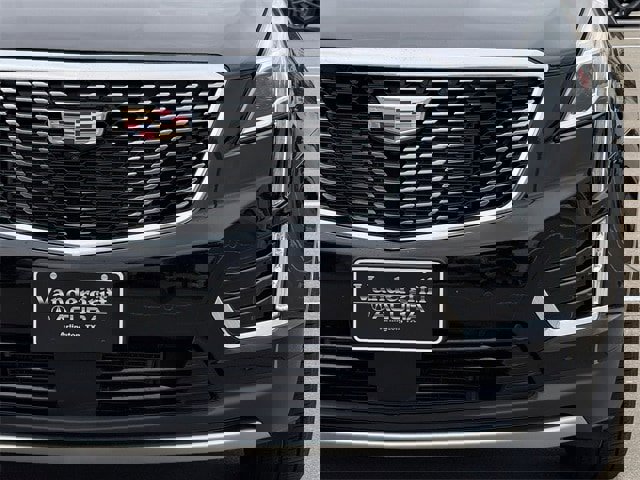 Used 2022 Cadillac XT5 Premium Luxury w/ Technology Package image 9