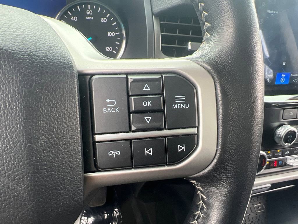 Used 2024 Ford Expedition XLT image 16