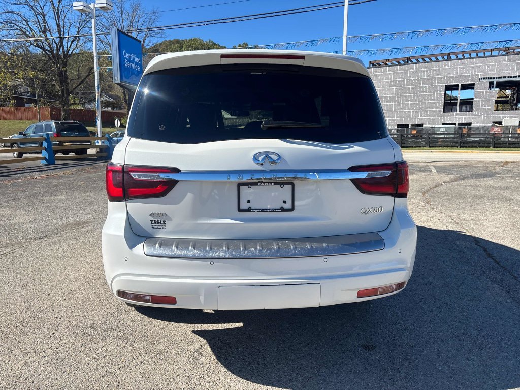 Used 2023 INFINITI QX80 Premium Select AWD/4WD image 4
