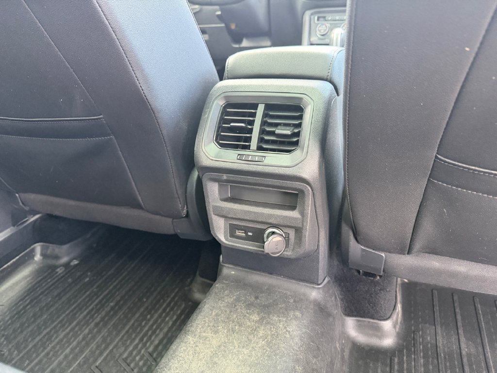 Used 2020 Volkswagen Tiguan SE R-Line AWD/4WD image 24