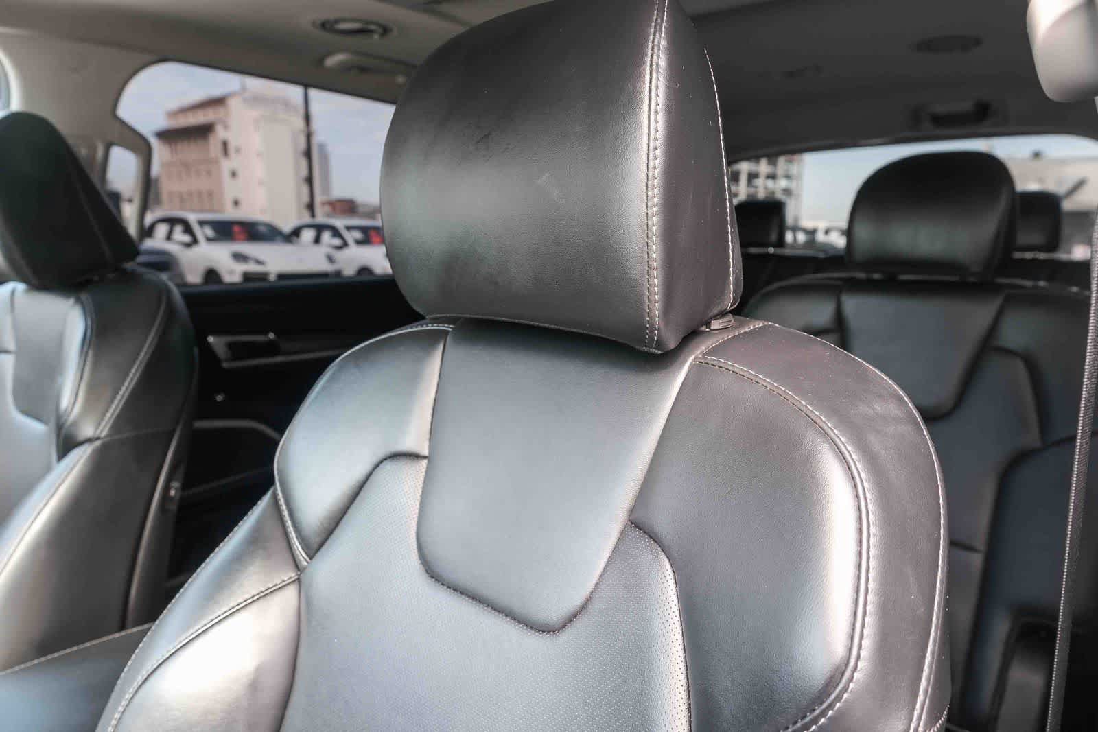 Used 2024 Kia Telluride S w/ S Sunroof Package FWD image 23