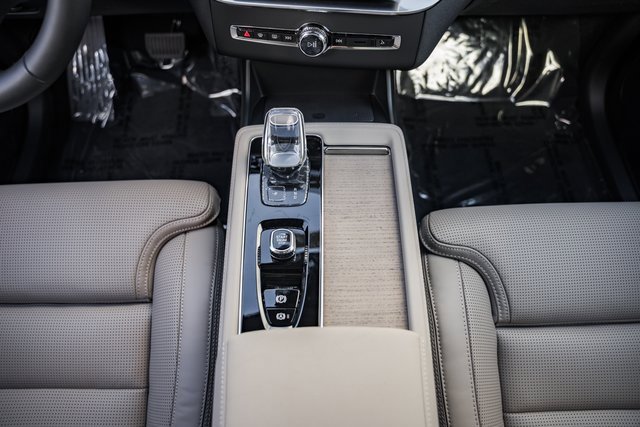 New 2026 Volvo XC90 B6 Ultra image 22