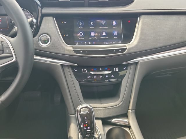 Certified 2024 Cadillac XT5 Luxury w/ LPO, Floor Liner Package AWD/4WD image 30