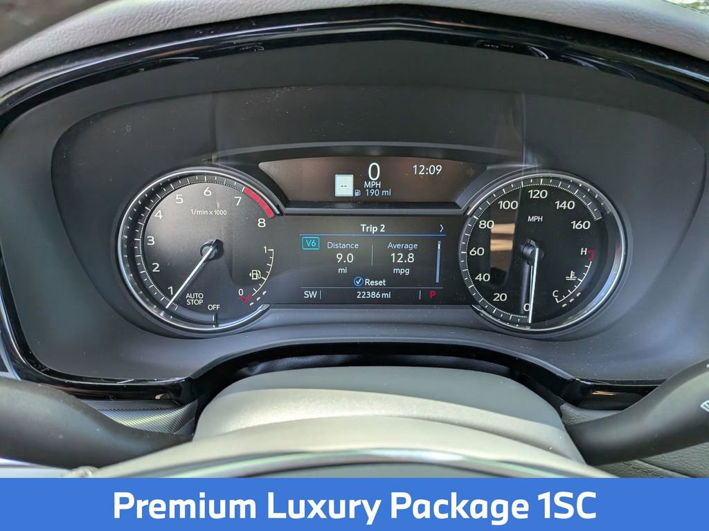 Used 2025 Cadillac XT5 Premium Luxury image 18