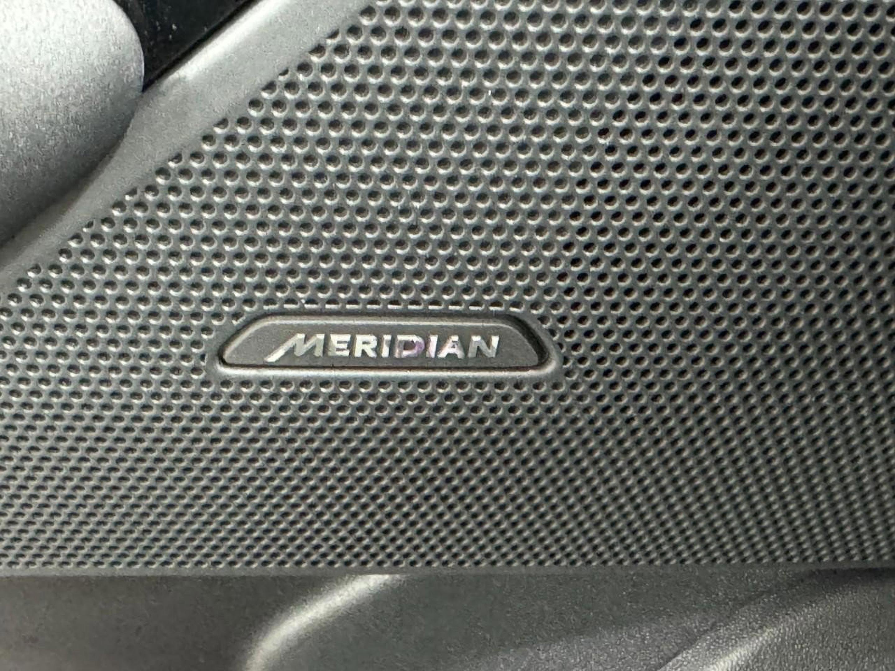 New 2026 Land Rover Range Rover Velar S image 23