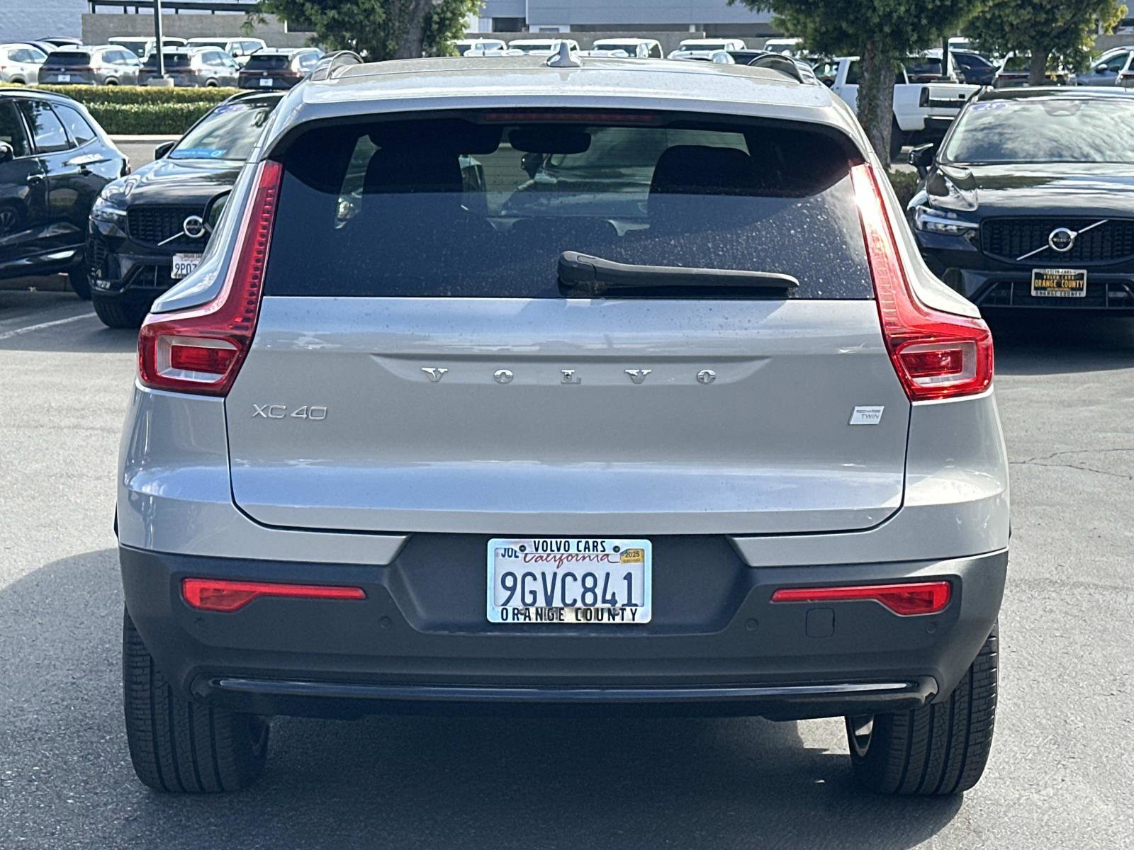 Certified 2023 Volvo XC40 Recharge Plus image 5