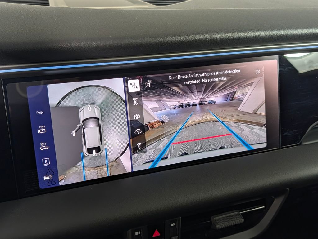 New 2026 Porsche Macan 4 Electric image 30