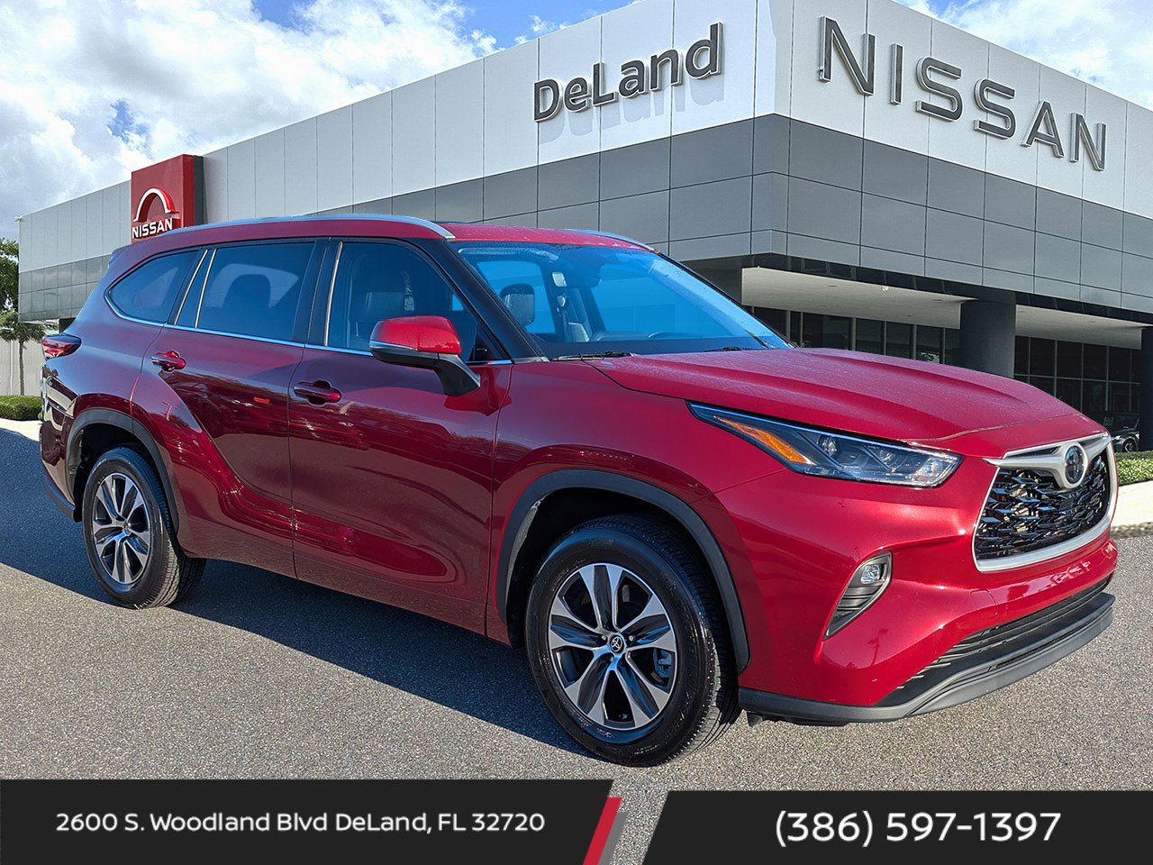 Used 2023 Toyota Highlander XLE