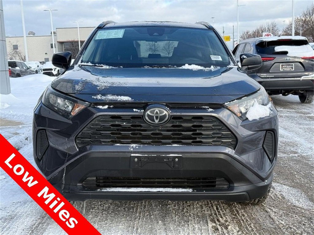 Used 2019 Toyota RAV4 LE image 8