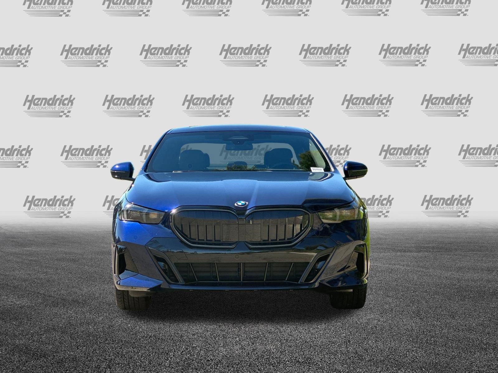 Used 2026 BMW 530i w/ M Sport Package RWD image 10
