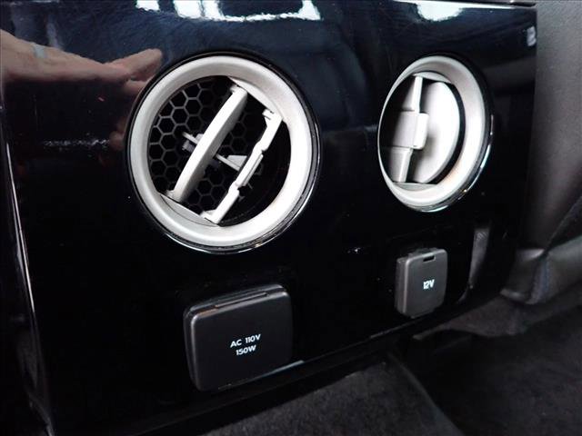 Used 2014 Ford F150 Limited image 9