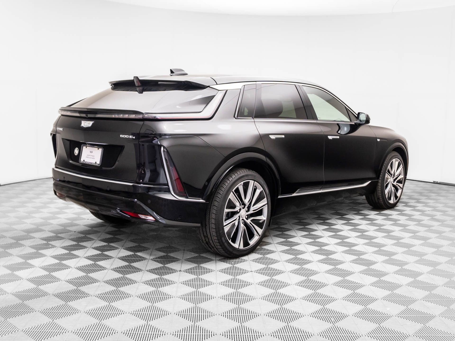 Certified 2024 Cadillac Lyriq Luxury w/ LPO, Floor Liner Package image 6