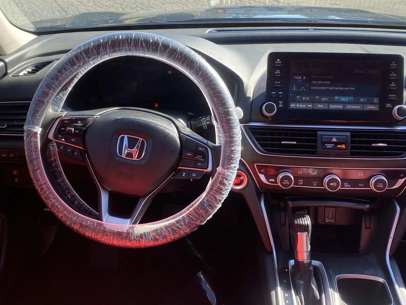 Used 2018 Honda Accord EX image 11