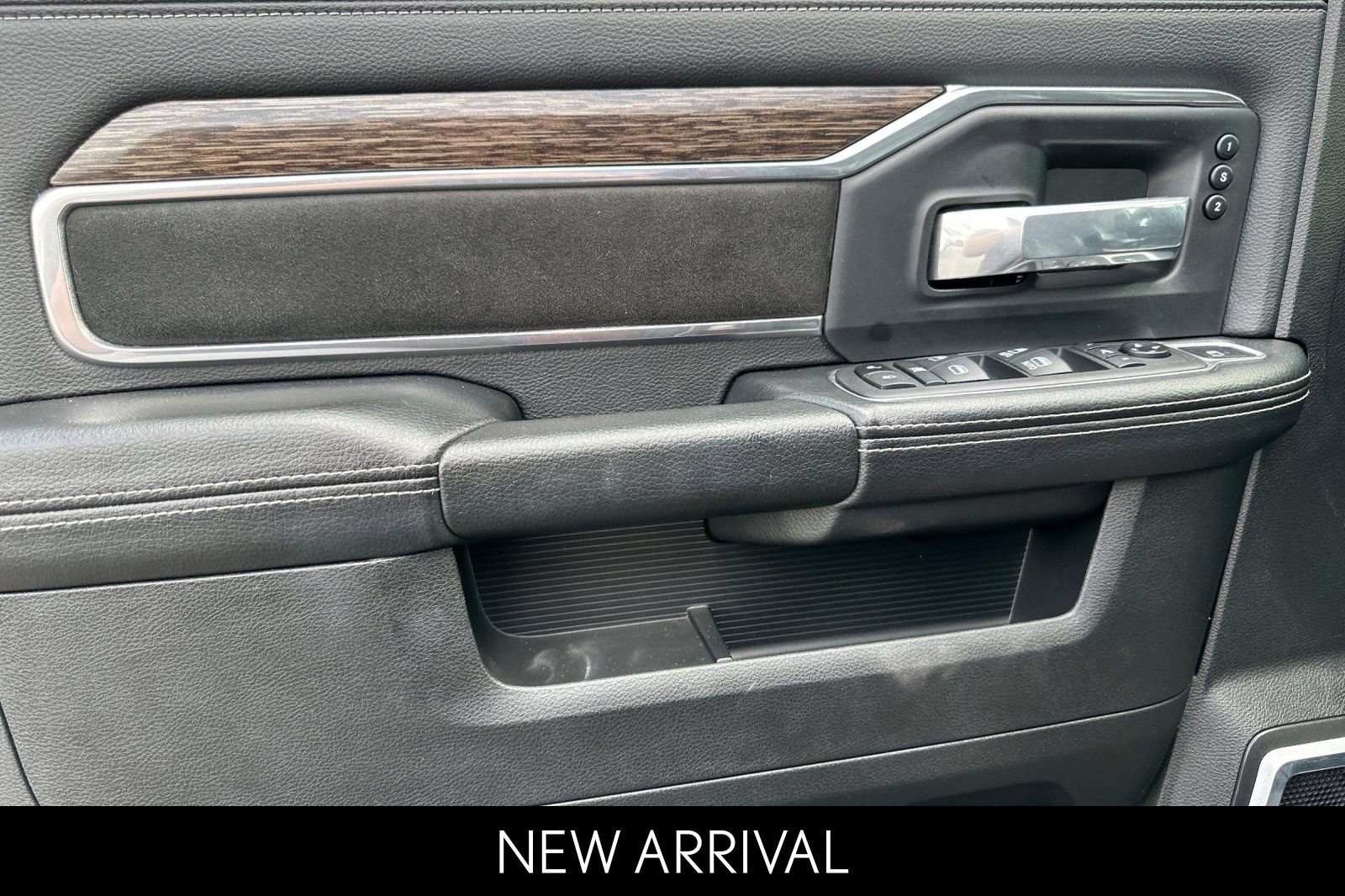 Used 2021 RAM 2500 Laramie image 11